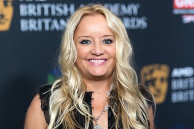 Lucy Davis will Portray Aunt Hilda in Netflix’s Sabrina The Teenage Witch Series