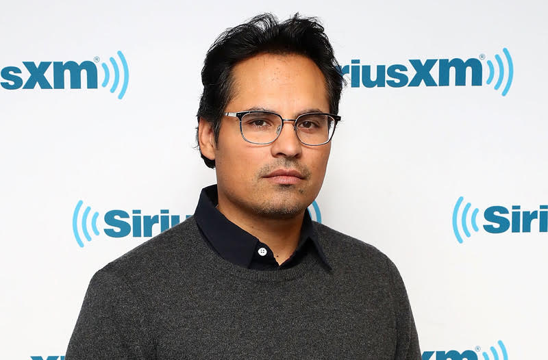 Michael Pena & Lizzy Caplan Thriller Extinction Bought by Netflix