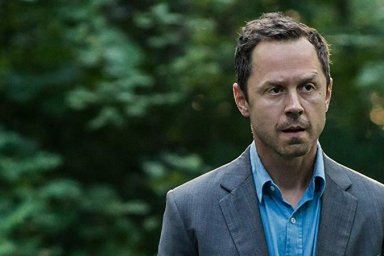 Giovanni Ribisi's Sneaky Pete Renewed for Season 3