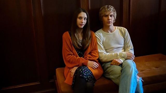 Murder House's Tate and Violet Reunite on AHS: Apocalypse Set