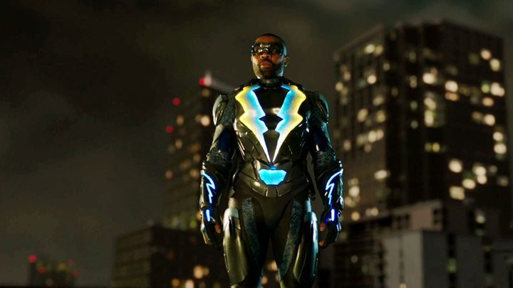 Black Lightning extended trailer