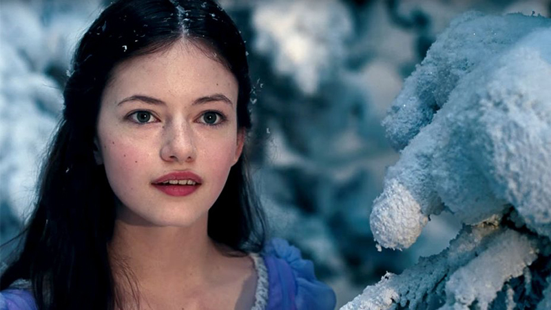 Black Beauty: Mackenzie Foy & Kate Winslet to Star in Movie Adaptation