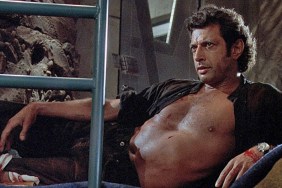 Jeff Goldblum Recreates Jurassic Park Shot to Encourage Fans Vote