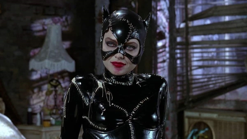 Michelle Pfeiffer Would Consider Returning as Catwoman