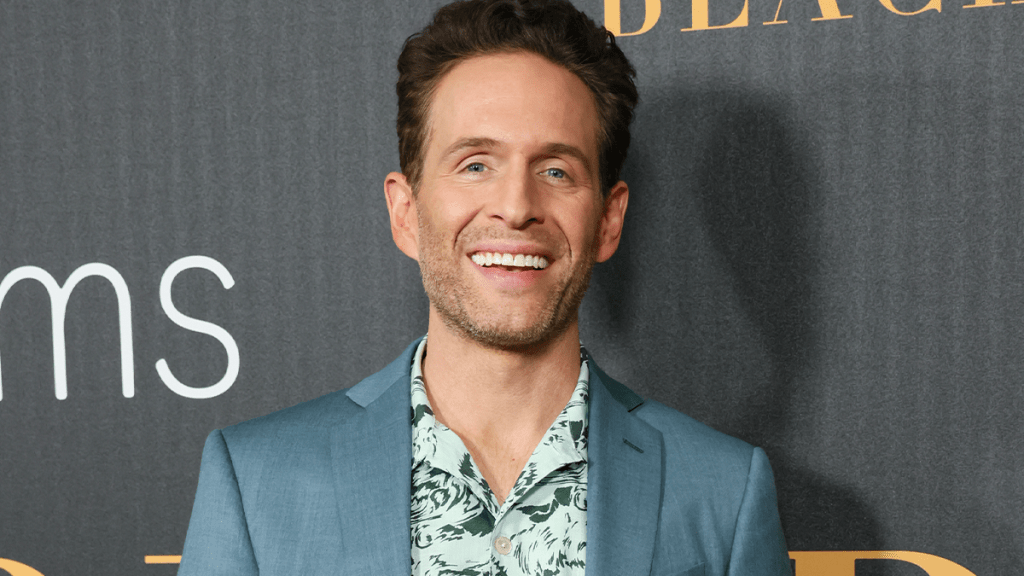 Glenn Howerton