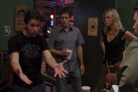 It's Always Sunny in Philadelphia Season 1 Streaming: Watch & Stream Online via Hulu