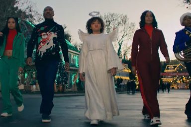 Candy Cane Lane Trailer: Eddie Murphy Signs a Christmas Deal With a Bad Elf