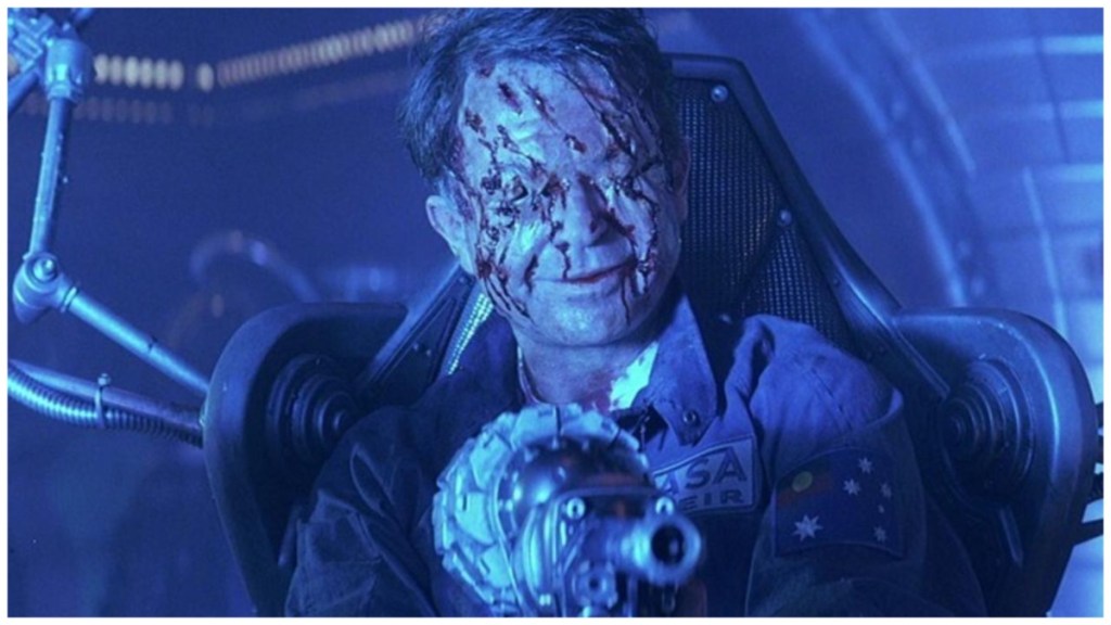 Event Horizon (1997)