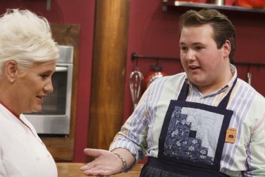 Worst Cooks in America Season 26 Streaming: Watch & Stream Online via HBO Max