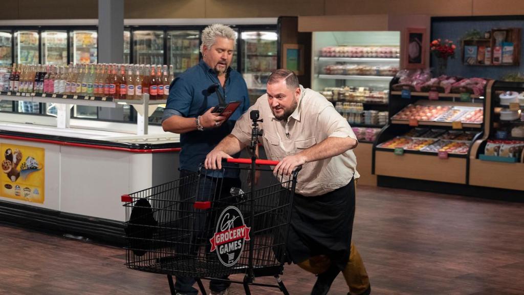 Guy's Grocery Games Season 15 streaming