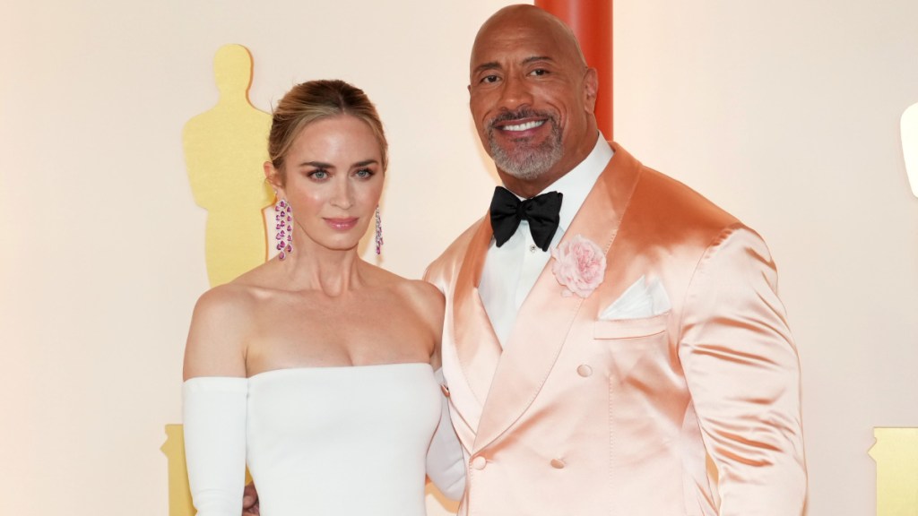 Emily Blunt Dwayne Johnson