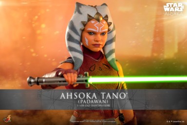 Ahsoka Tano Padawan Sideshow Collectible Figure Available for Preorder