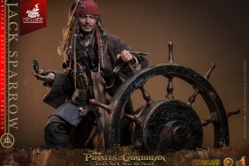 Pirates of the Caribbean Jack Sparrow Hot Toys Figure Revealed by Sideshow