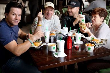 Wahlburgers Season 7 Streaming: Watch & Stream Online via Amazon Prime Video