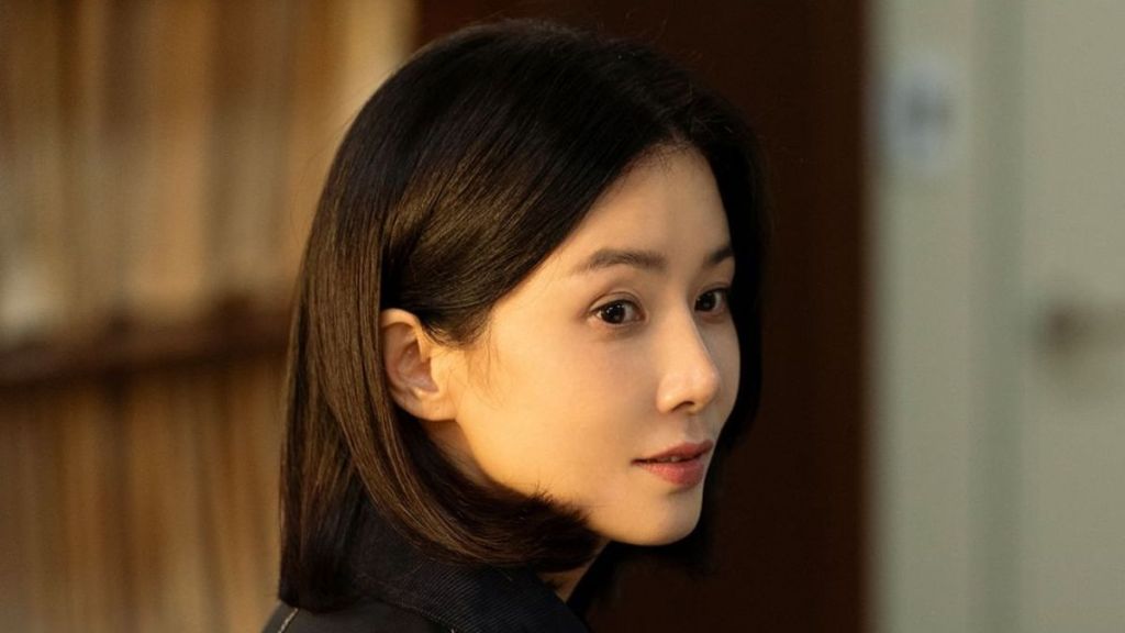 Lee Bo-Young from Hide K-drama