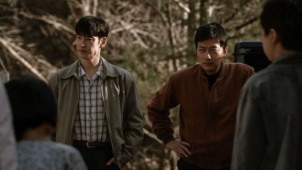 Lee Je-Hoon and Lee Dong-Hwi from Chief Detective 1958