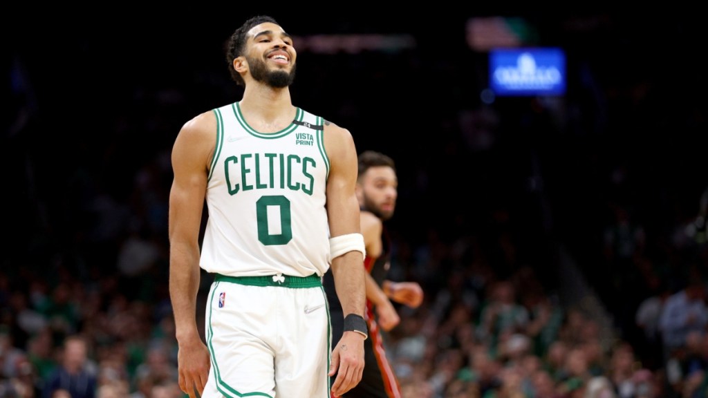 Who Is Jayson Tatum Dating? Girlfriend Ella Mai’s Age & Height