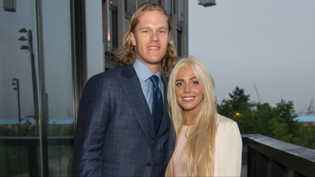 Alex Cooper ex boyfriend Noah Syndergaard Red Sox