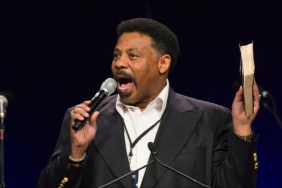 Tony Evans new wife did Tony Evans remarry Carla Crummie age