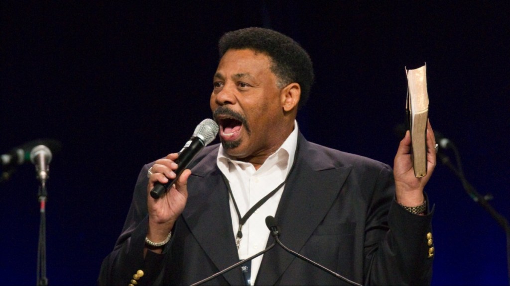 Tony Evans new wife did Tony Evans remarry Carla Crummie age