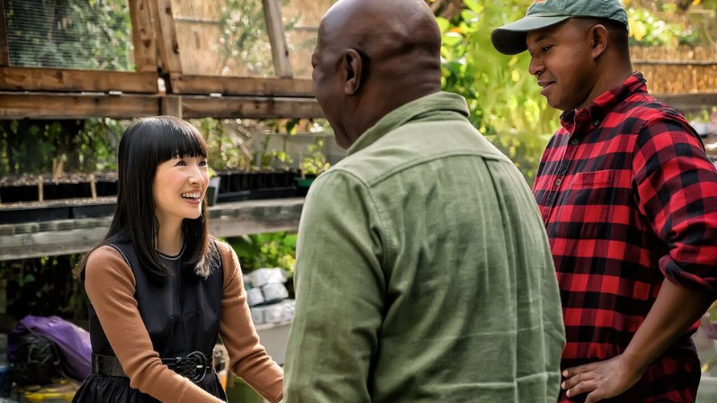 Sparking Joy with Marie Kondo Season 1 Streaming: Watch & Stream Online via Netflix