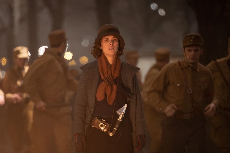 Is There a Babylon Berlin Season 5 Release Date & Is It Coming Out?