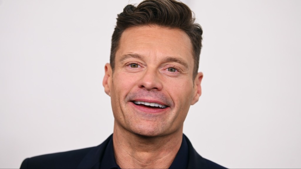 Who is Ryan Seacrest dating girlfriend Aubrey Paige