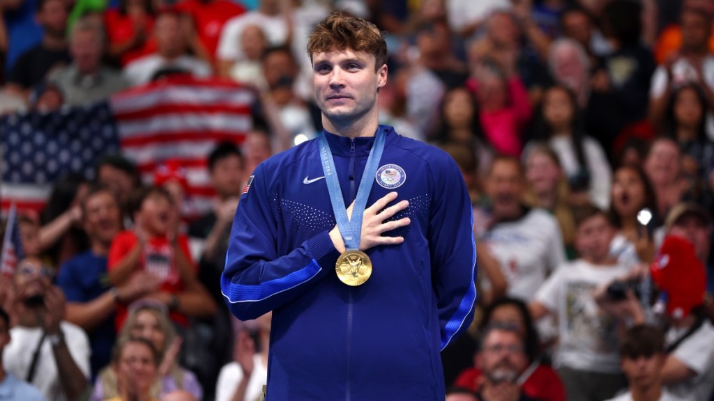 Bobby Finke: Age, Medals & Who Are His Parents?