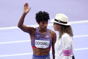 Why Did Anna Cockrell Raise Her Hand Before 400M Hurdles Final? Explained