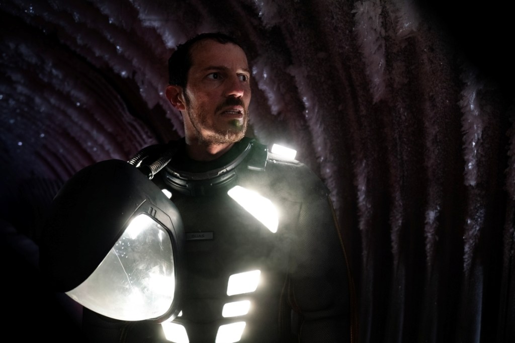 Eternal Trailer Previews Sci-Fi Movie About Trip to Ocean's Floor