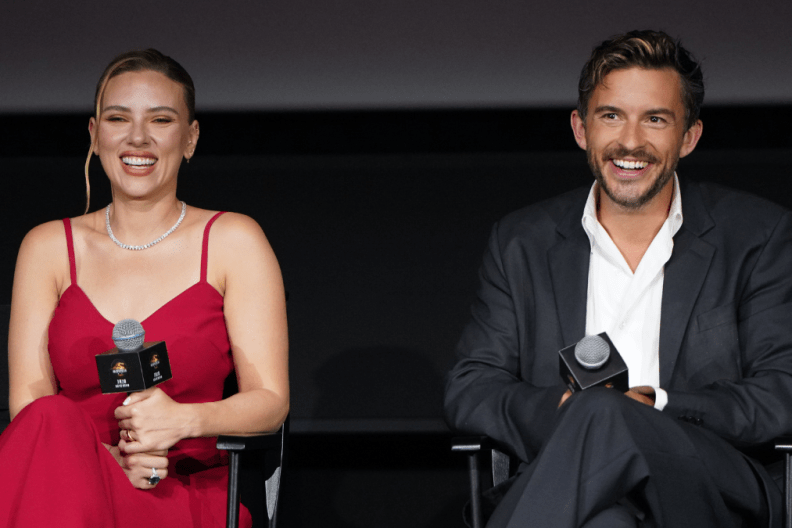 Scarlett Johansson Reveals Jonathan Bailey’s Skincare Routine