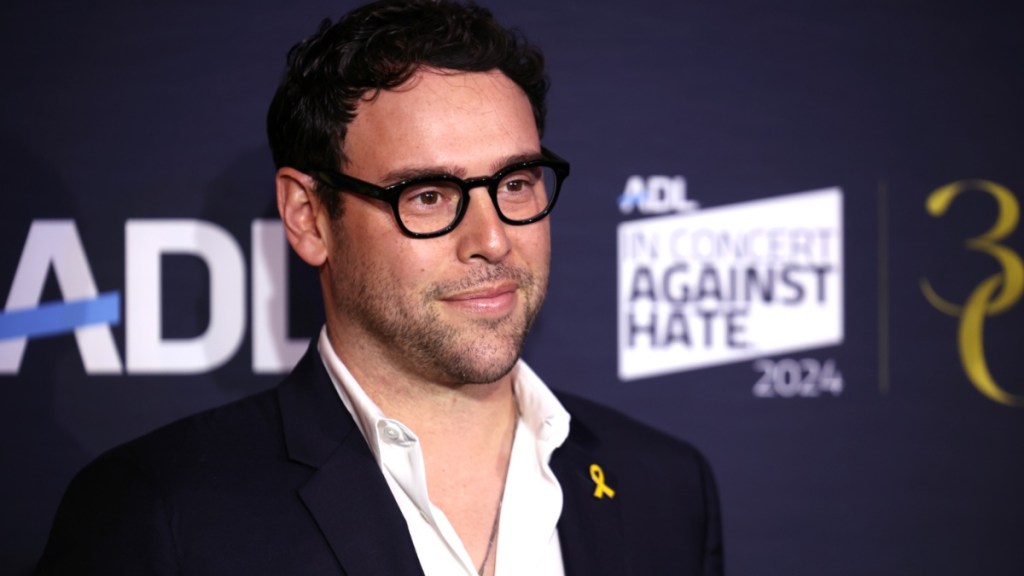 Scooter Braun Resigns From CEO Position at HYBE America