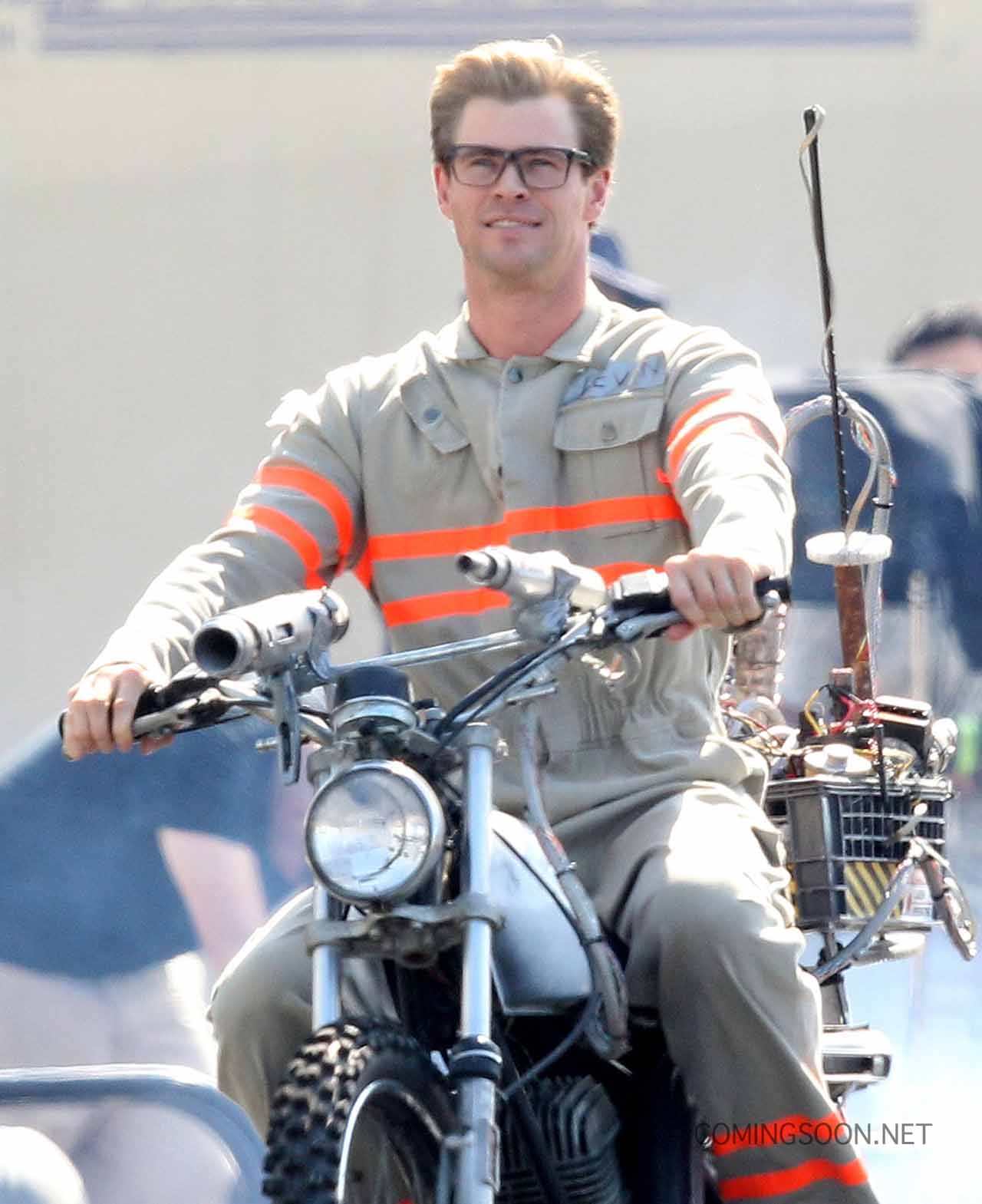 Chris Hemsworth on Ghostbusters Set