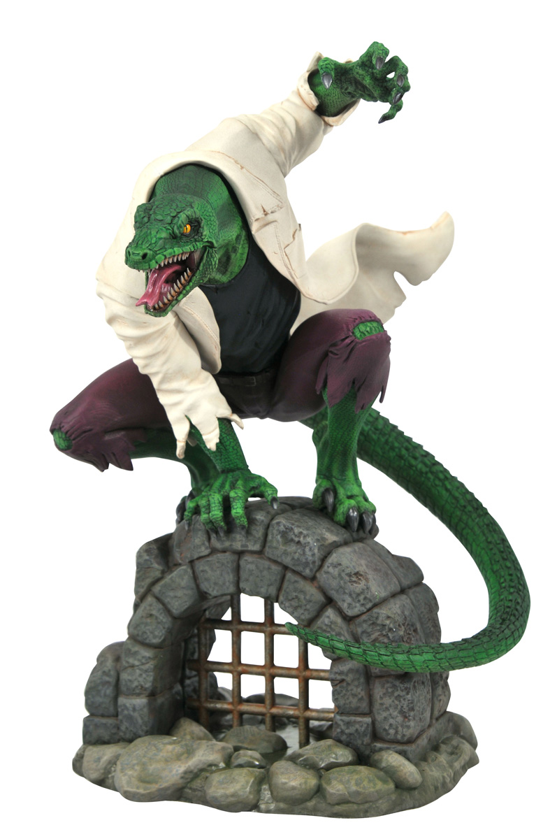 Marvelpremierlizardstatue