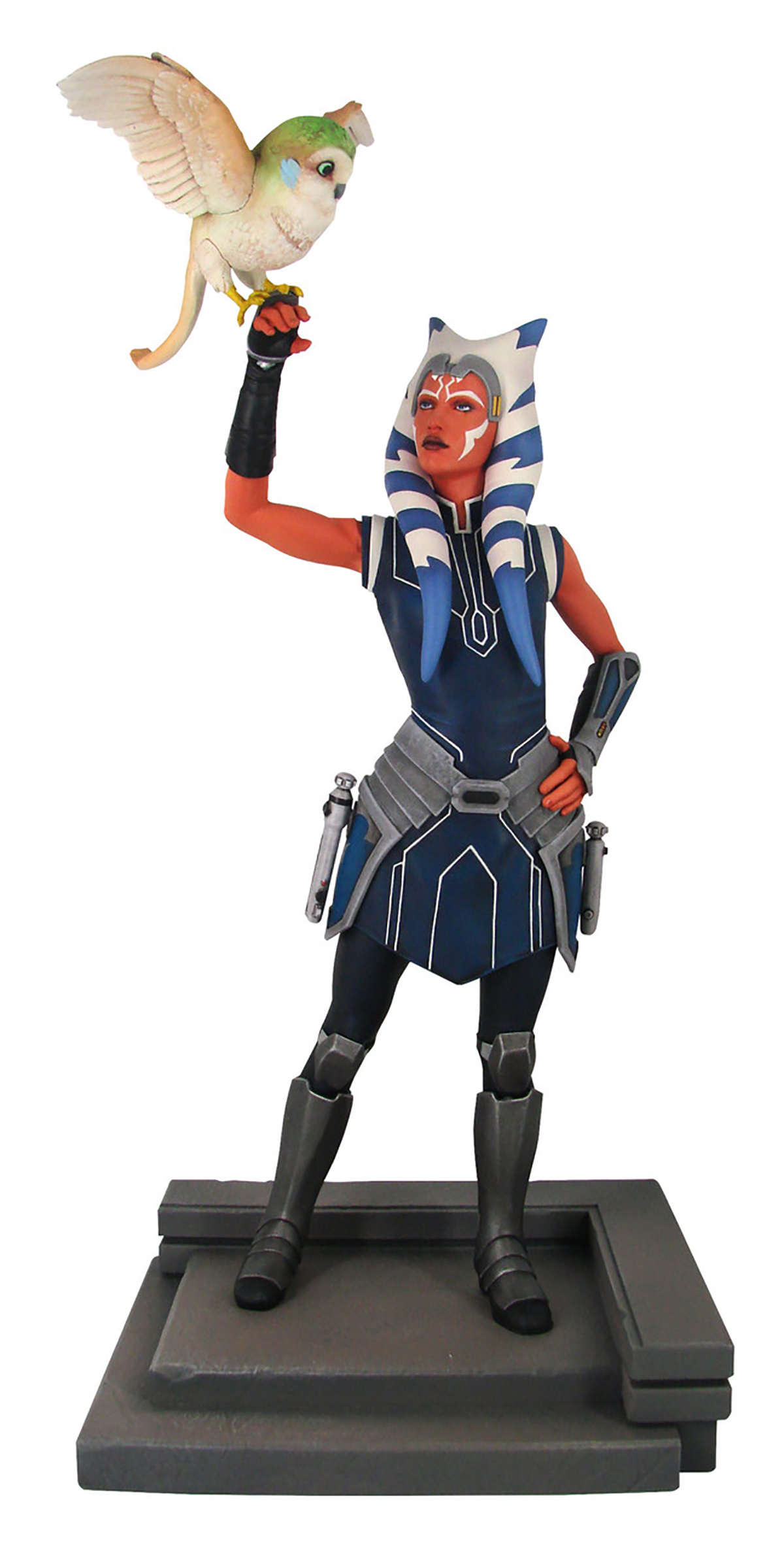 Starwarspremierstatueahsoka