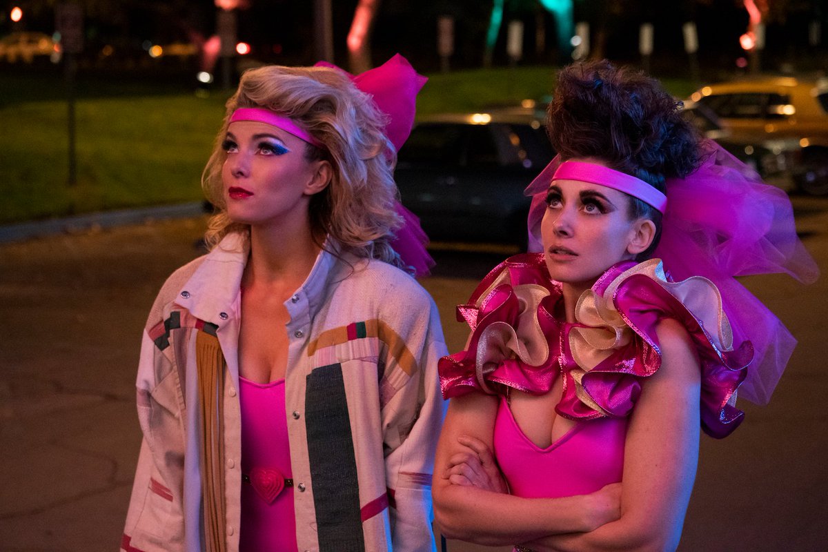 Glow Season 3