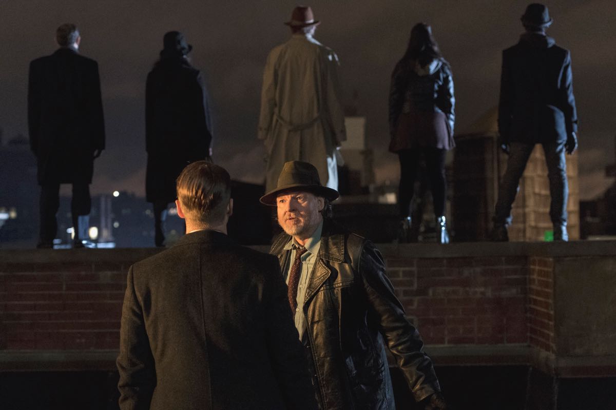 GOTHAM: L-R: Ben McKenzie and Donal Logue in the âA Dark Knight: One Of My Three Soupsâ episode of GOTHAM airing Thursday, March 29 (8:00-9:00 PM ET/PT) on FOX.  Â©2018 Fox Broadcasting Co. Cr:  David Giesbrecht/FOX