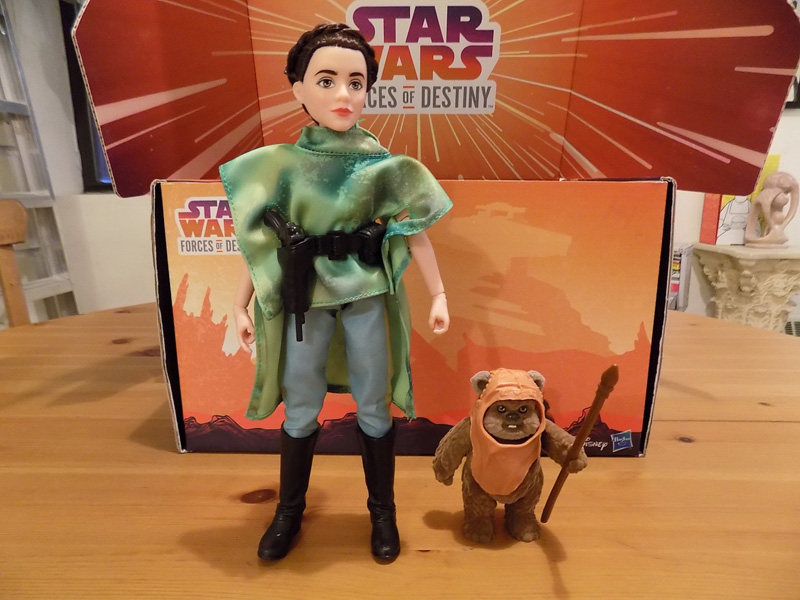 Hasbro's Star Wars Forces of Destiny Unboxing