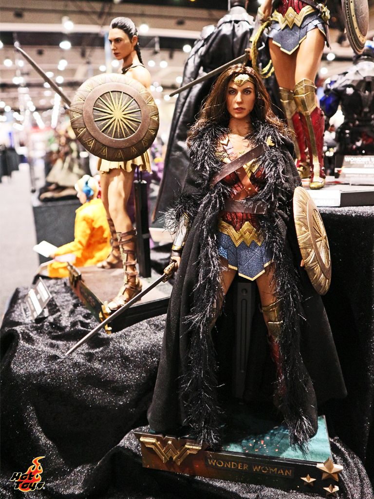 Hot Toys Comic-Con 2017