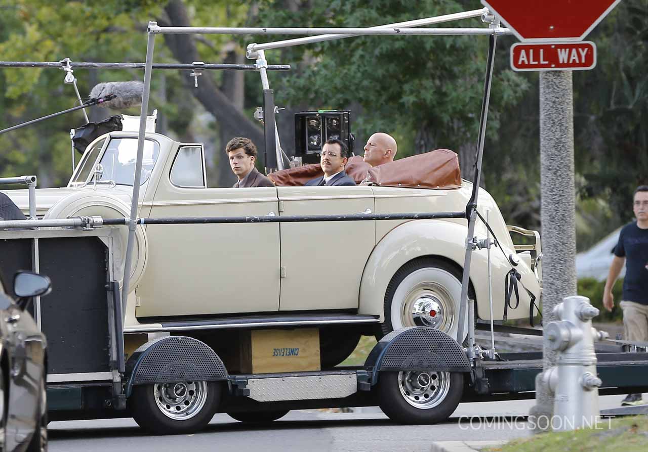 Bruce Willis and Jesse Eisenberg on Woody Allen Set