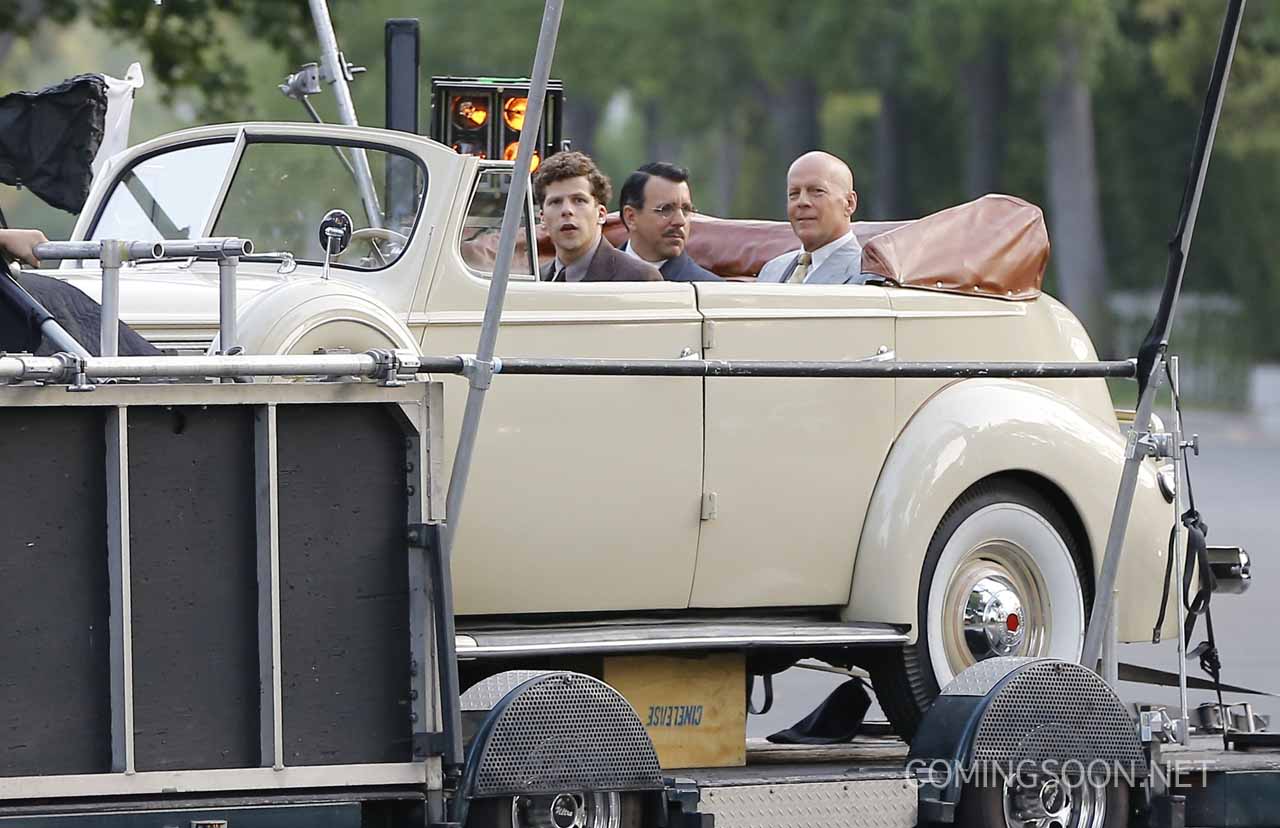 Bruce Willis and Jesse Eisenberg on Woody Allen Set