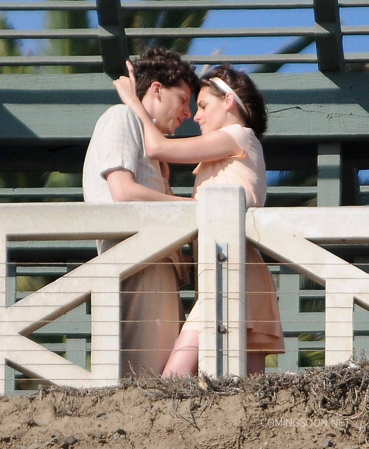 Kristen Stewart and Jesse Eisenberg