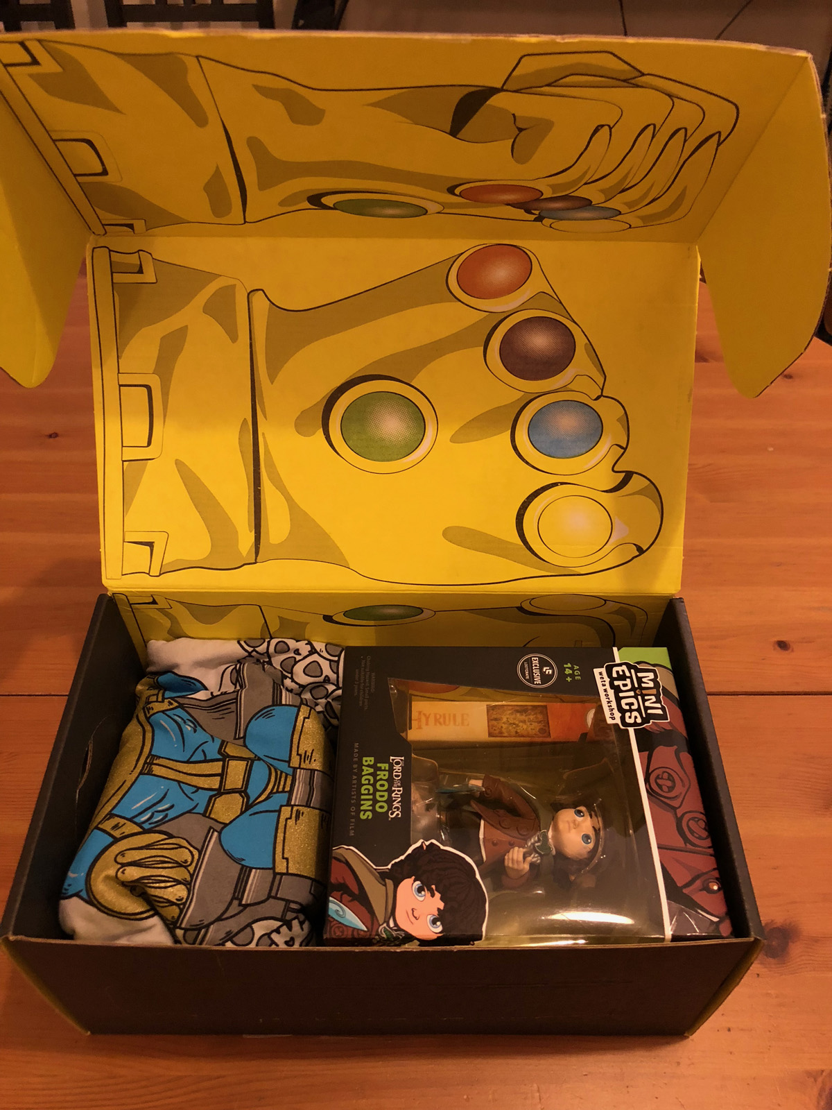 April 2018 Standard Loot Crate