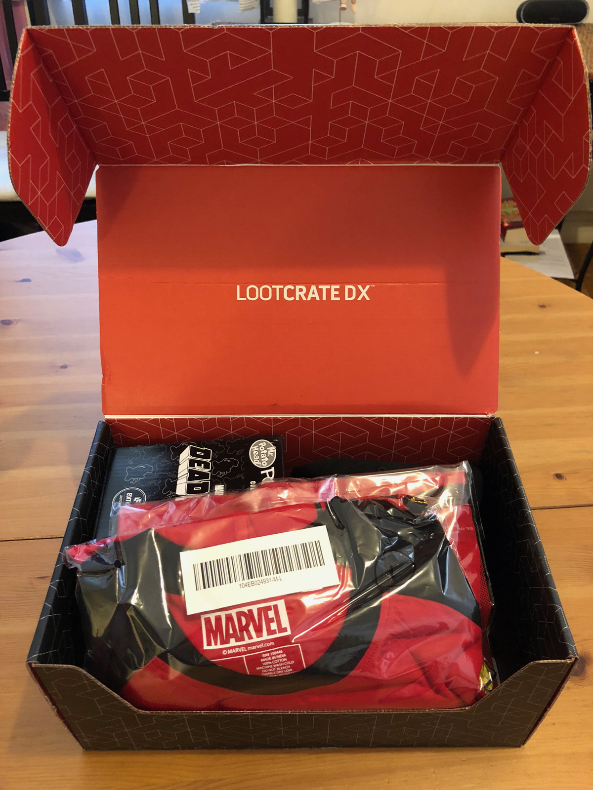 May Loot Crate DX Deadpool Edition