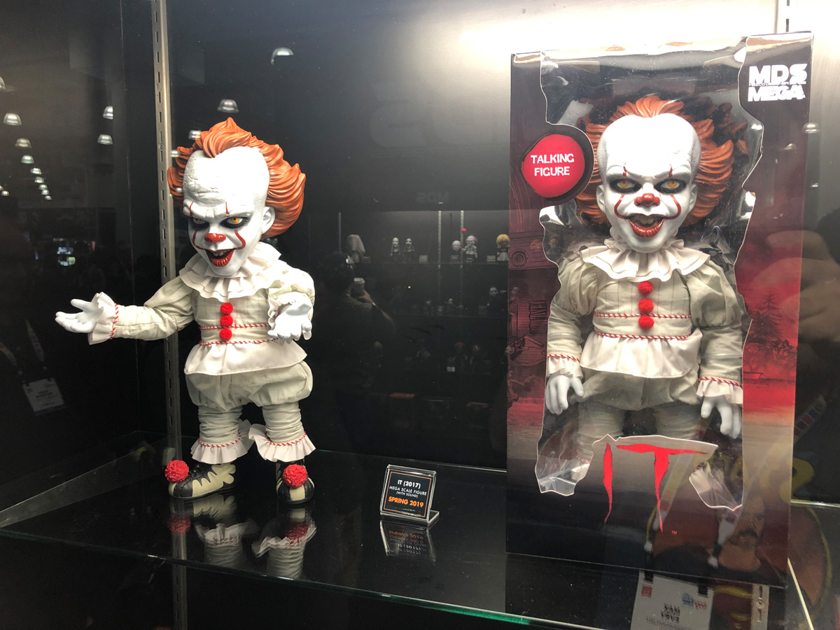 Mezco Toy Fair 2019 Reveal Gallery