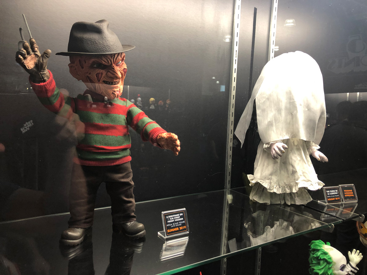 Mezco Toy Fair 2019 Reveal Gallery