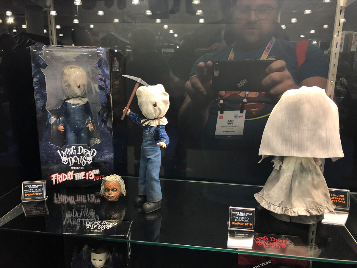 Mezco Toy Fair 2019 Reveal Gallery