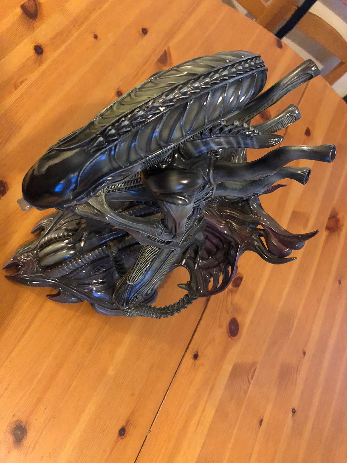 Alien Warrior statue