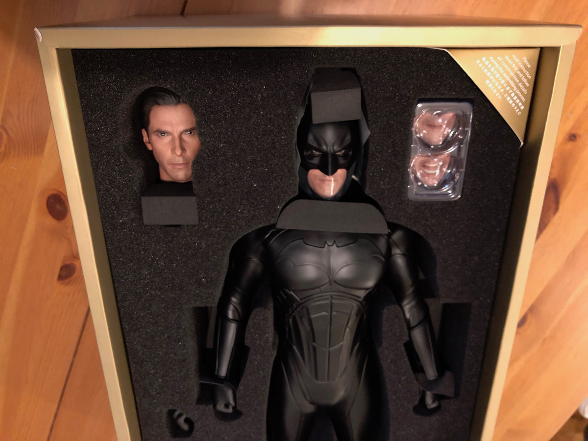 Batman Begins Hot Toys Figure