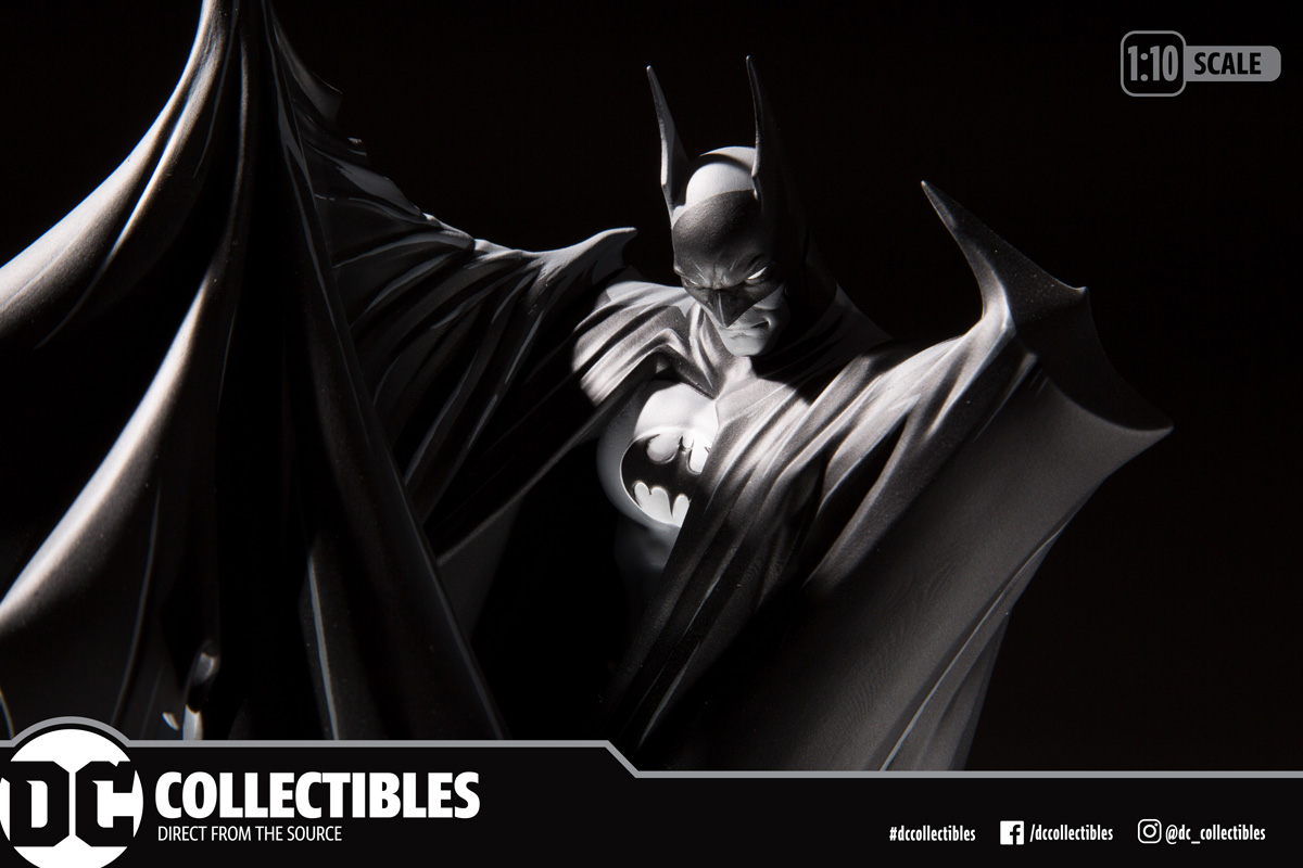 Todd McFarlane Batman Black & White Statue
